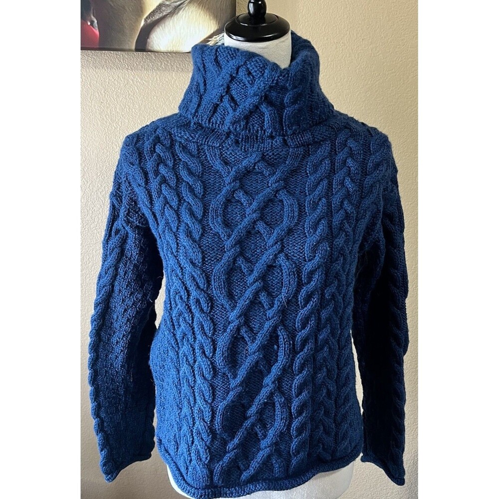 INIS CRAFTS 100% MERINO WOOL CABLE KNIT TURTLENECK SWEATER SZ M MADE IN IRELAND